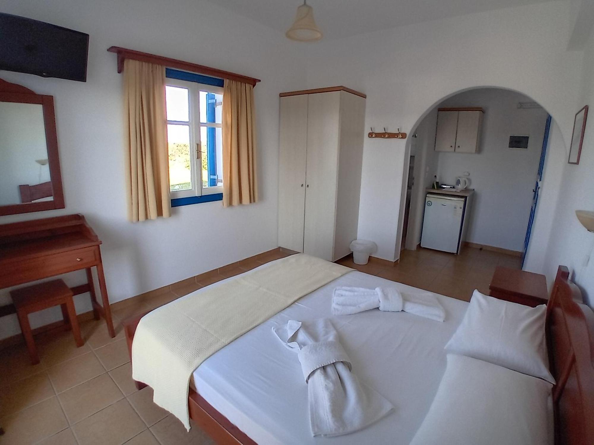 Agnantema Apartment Irakleia  Bagian luar foto